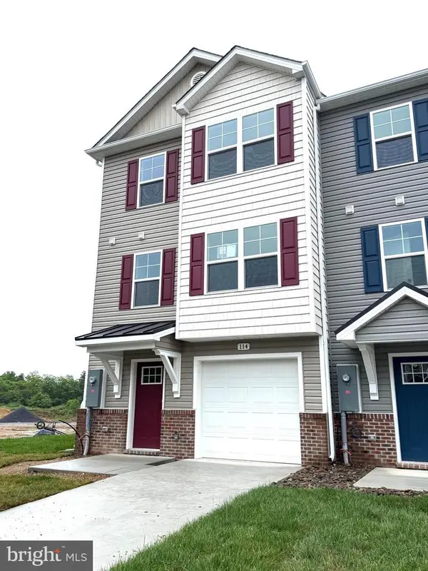 131 Olga Dr, MARTINSBURG, WV 25403