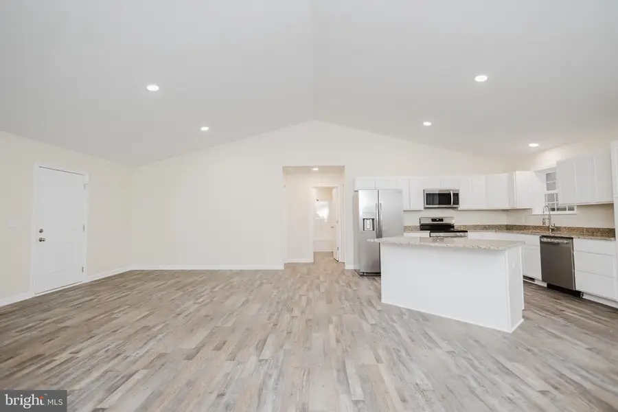 12493 Back Creek Valley Rd, Hedgesville, WV 25427 - Image #3