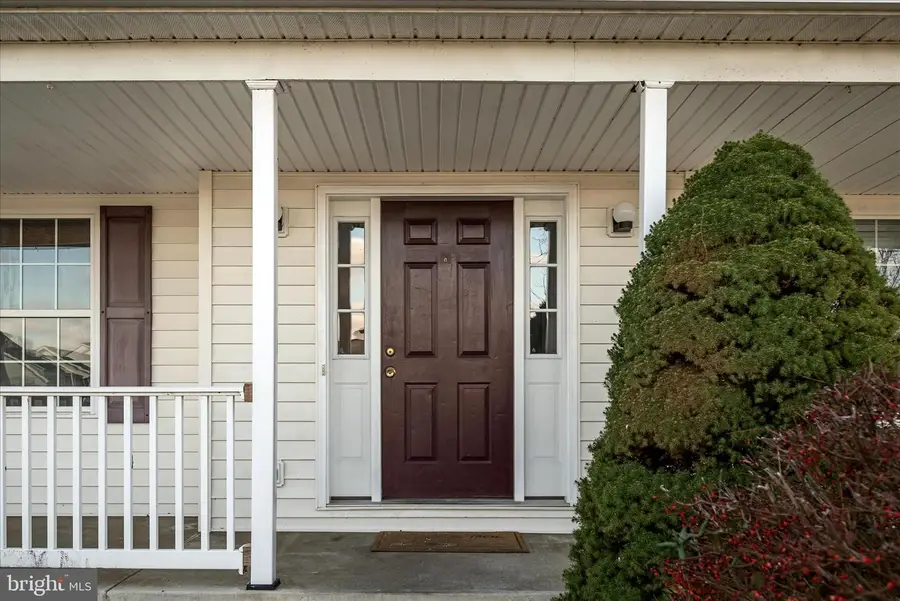 499 Dickenson Dr, Inwood, WV 25428 - Image #3