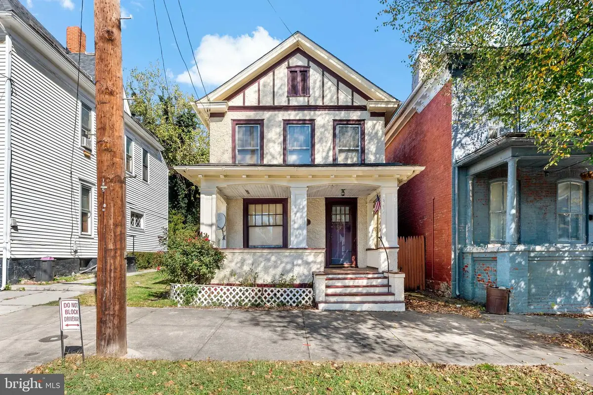 314 W Martin St, Martinsburg, WV 25401 - #1