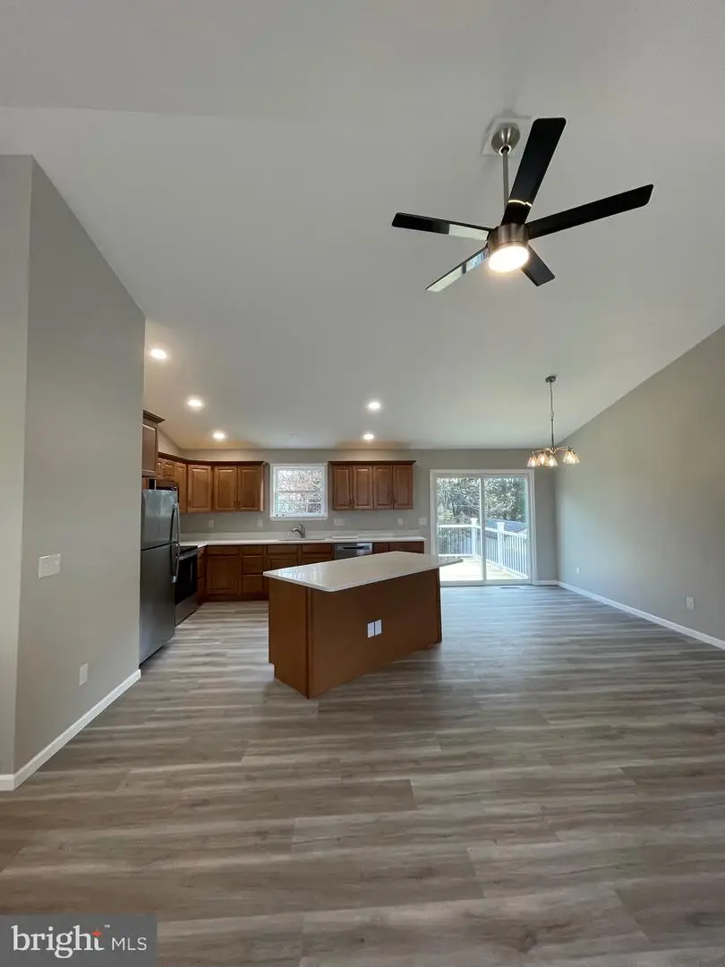 578 Ford Cir, Inwood, WV 25428 - Image #2