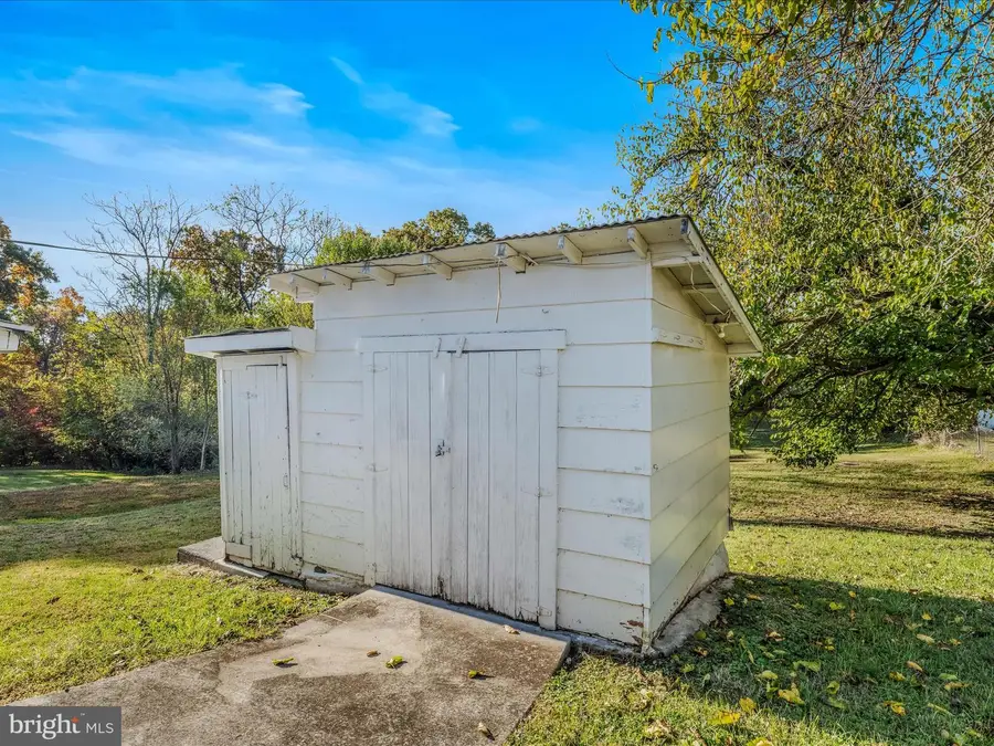 262 Sprinkle Mill Rd, Martinsburg, WV 25404 - Image #3