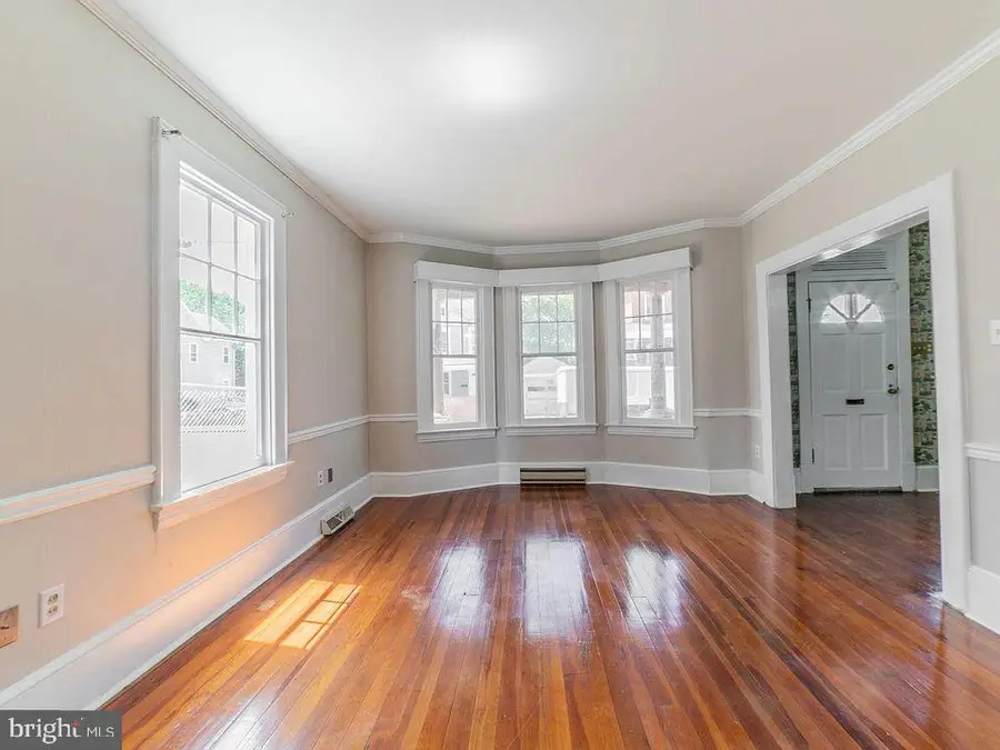 208 Porter Ave, Martinsburg, WV 25401 - Image #2