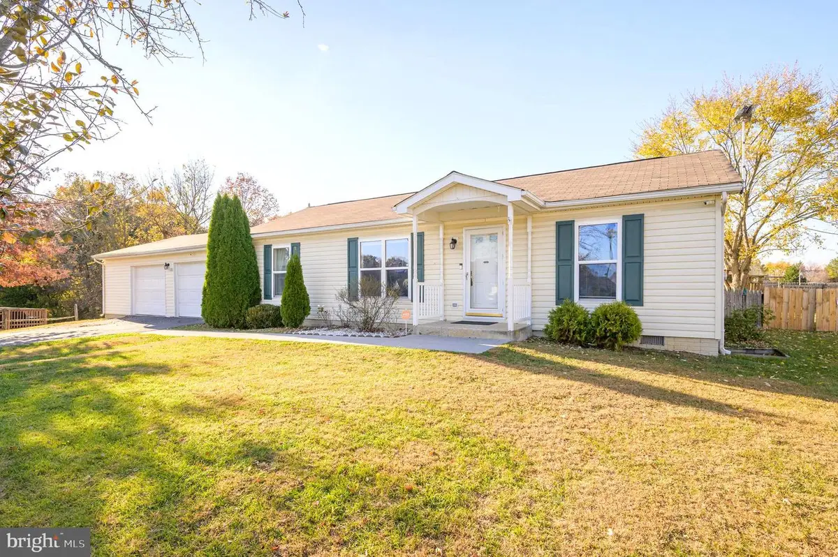 77 Barbie Ln, Martinsburg, WV 25405 - Image #1