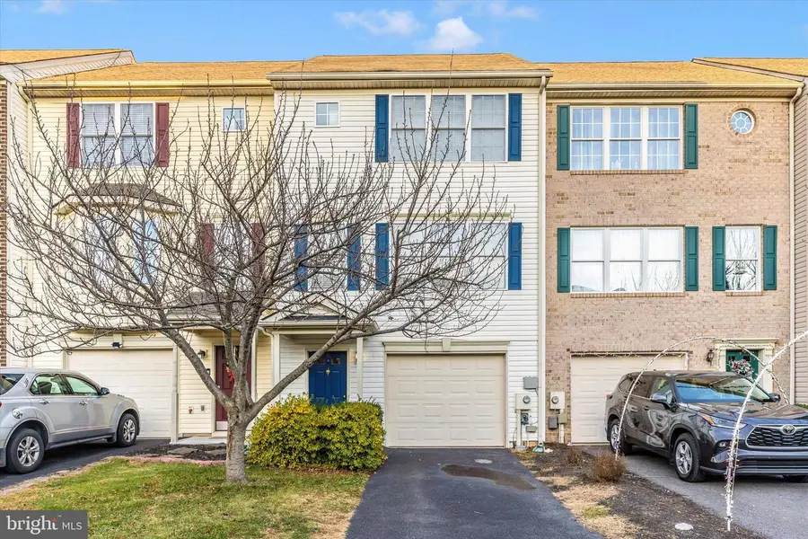 52 Teague Ln, Martinsburg, WV 25404 - Image #2