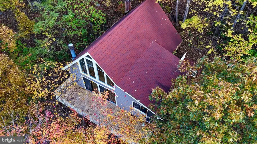 646 Glenwood Ln, Gerrardstown, WV 25420 - Image #2