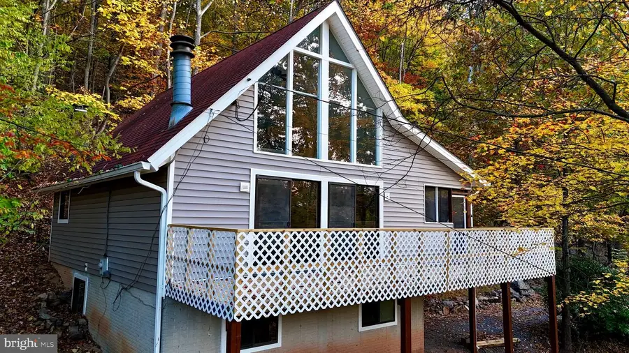 646 Glenwood Ln, Gerrardstown, WV 25420 - Image #3