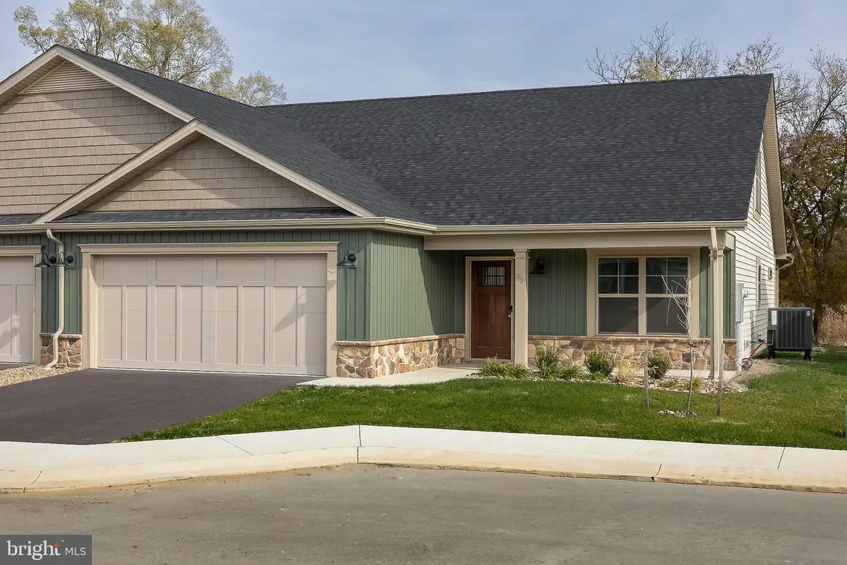 85 Grainfield Ct, Martinsburg, WV 25404 - Image #1