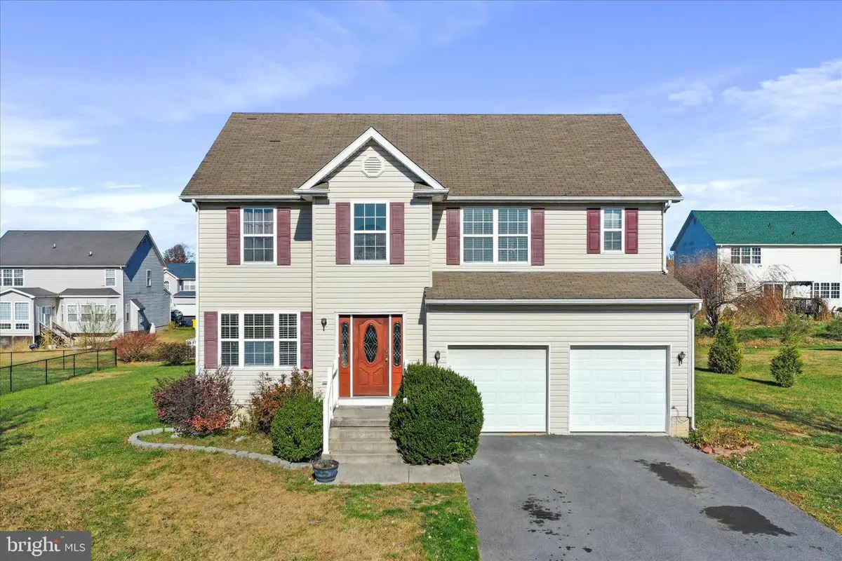 103 Huttons Vireo Dr, Martinsburg, WV 25405 - Image #1