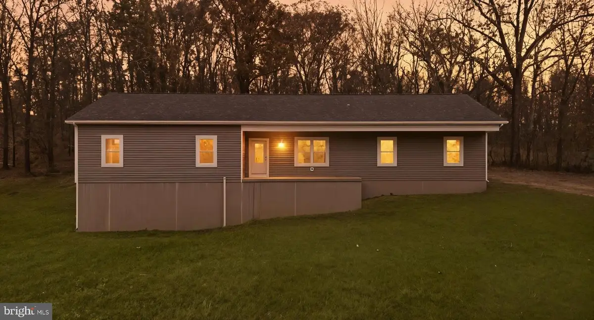 629 Providence Church Rd, Hedgesville, WV 25427 - Image #1