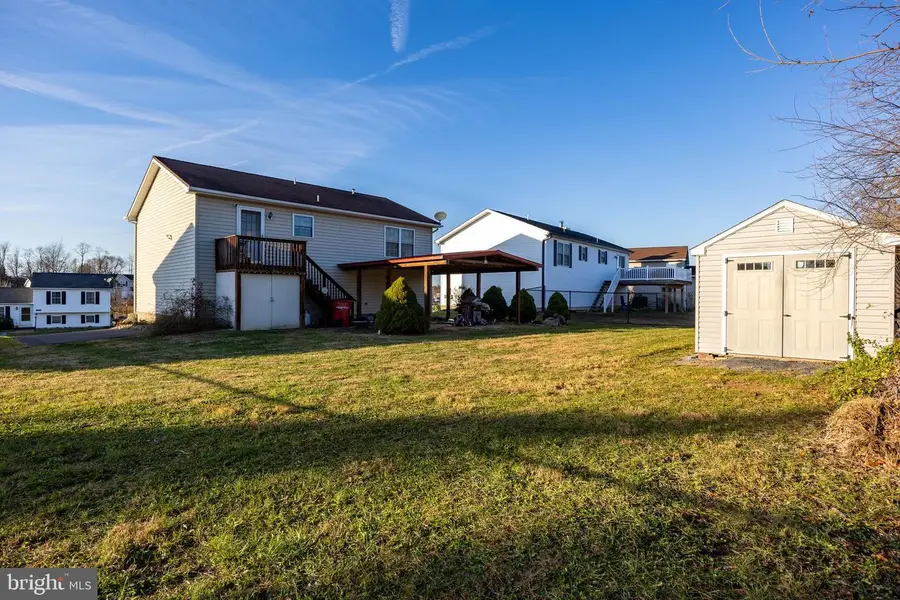 221 Universe Dr, Martinsburg, WV 25404 - Image #3