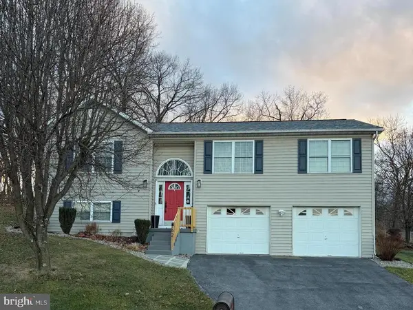 62 Jupiter Ct, MARTINSBURG, WV 25404