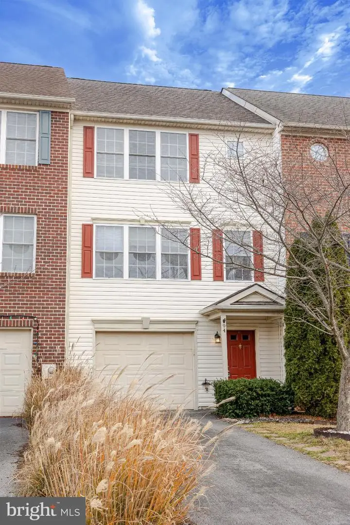 94 Teague Ln, Martinsburg, WV 25404 - Image #1