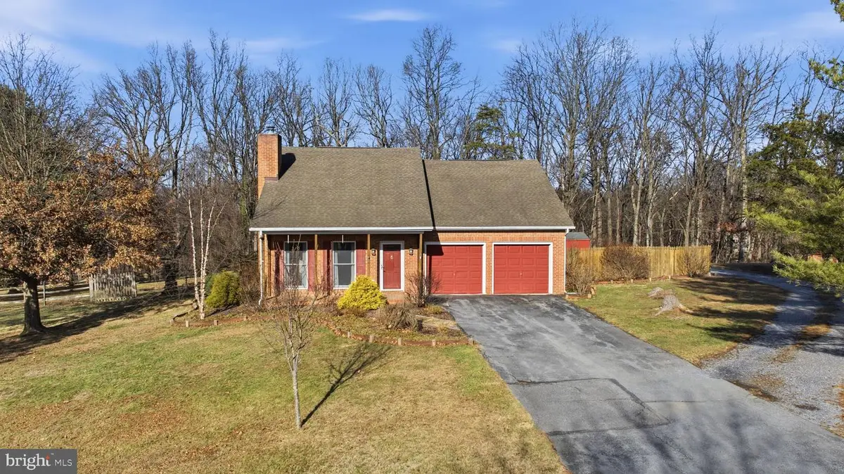 172 Mustang Dr, Falling Waters, WV 25419 - Image #1