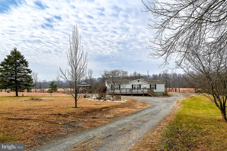 391 Leons Fords Rd, Hedgesville, WV 25427 - Image #3