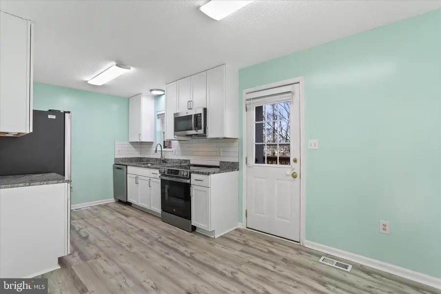 105 Midnoon Dr, Martinsburg, WV 25404 - #3