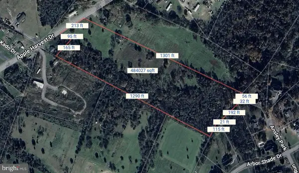 8090 Apple Harvest Dr, GERRARDSTOWN, WV 25420