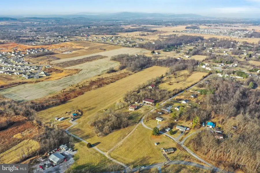 149 Elliott Dr, Martinsburg, WV 25403 - Image #3