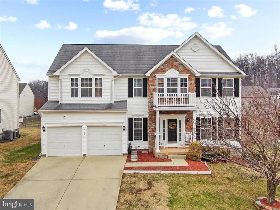 121 Chagall Ln, Martinsburg, WV 25403 - Image #2