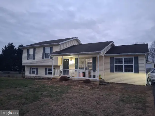65 Calebs Pt, MARTINSBURG, WV 25403