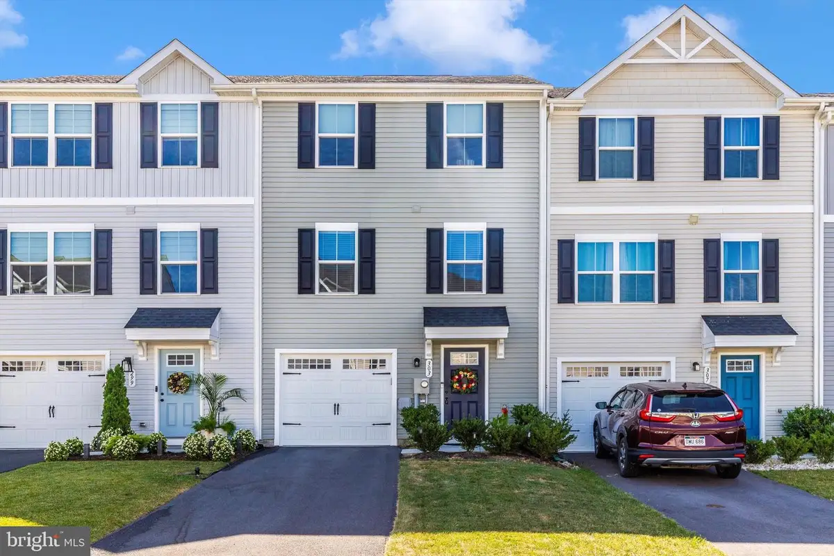 303 Bait Rd, Inwood, WV 25428 - Image #1