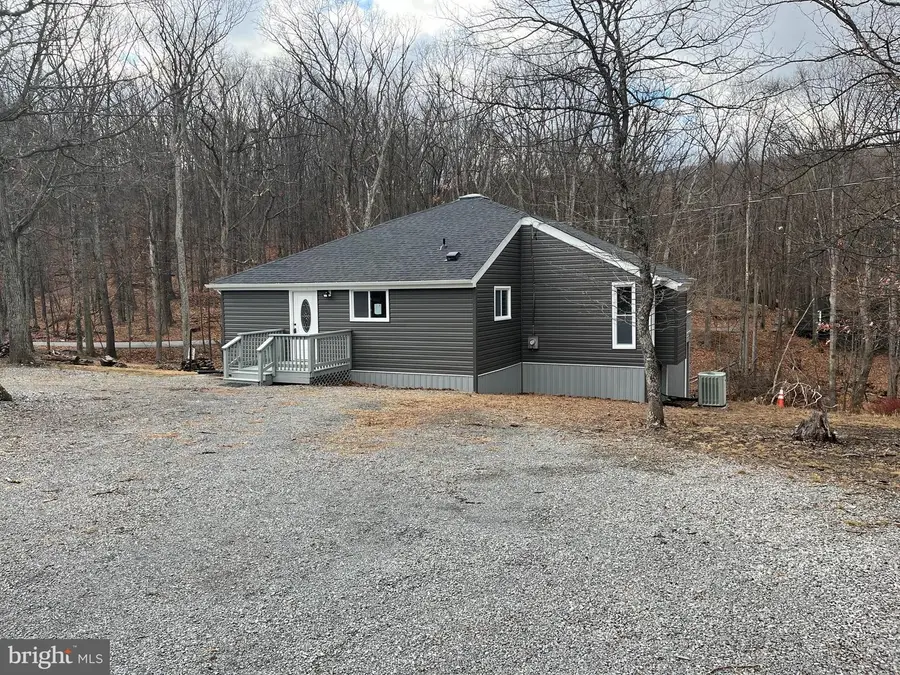 23 Ottawa Trl, Hedgesville, WV 25427 - Image #2