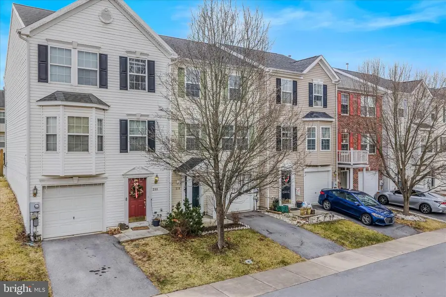 278 Scarboro Dr, Bunker Hill, WV 25413 - #3