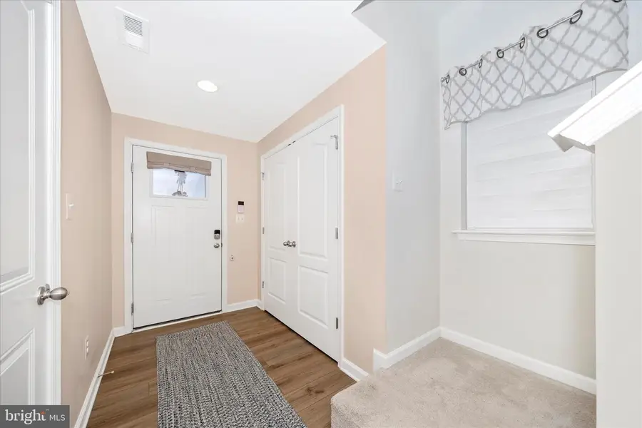 11 Clifton Manor, Falling Waters, WV 25419 - #2