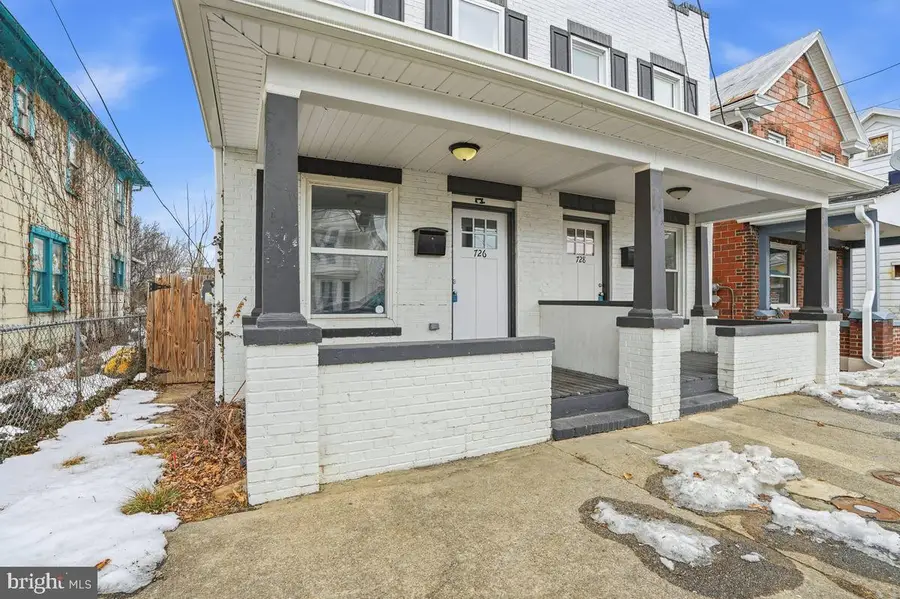 726 & 728 N Queen St, Martinsburg, WV 25404 - #2