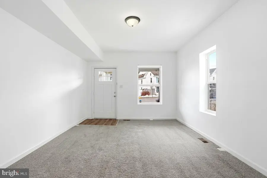 726 & 728 N Queen St, Martinsburg, WV 25404 - #3