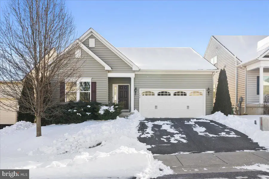 146 Tollerton Trl, Falling Waters, WV 25419 - Image #2