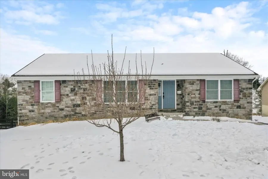 216 Paragon Dr, Bunker Hill, WV 25413 - #2