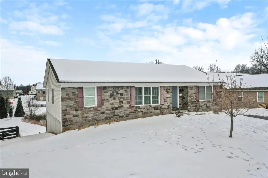 216 Paragon Dr, Bunker Hill, WV 25413 - #3