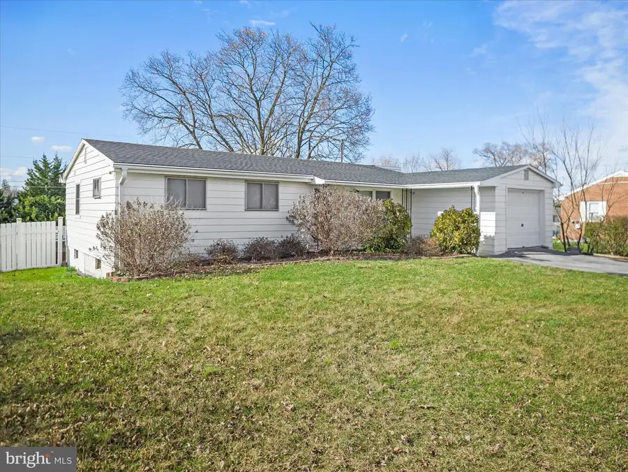 125 Richard St, Martinsburg, WV 25404 - #2