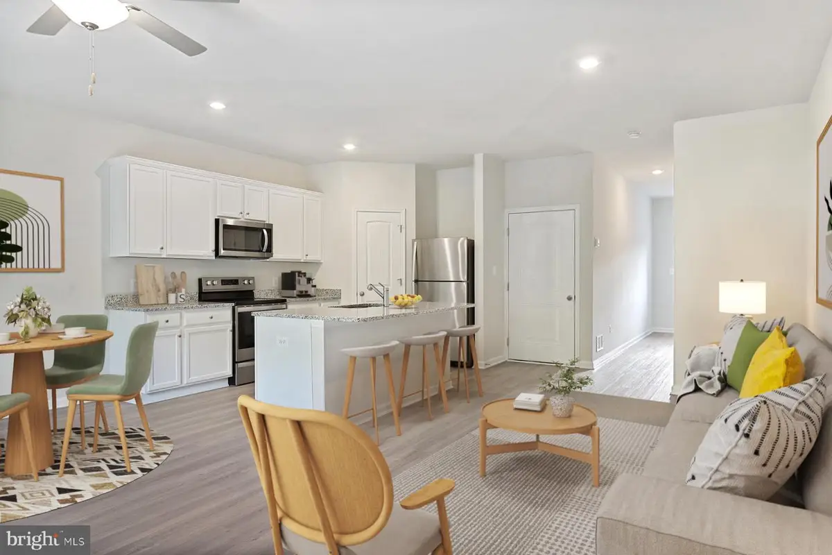 26 Paddington St, Falling Waters, WV 25419 - Image #1