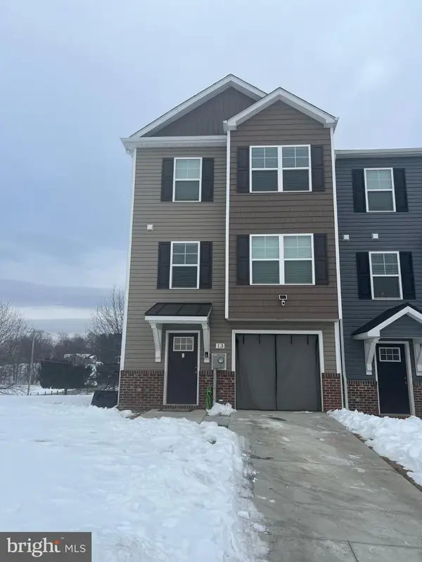 13 Olga Dr, MARTINSBURG, WV 25403