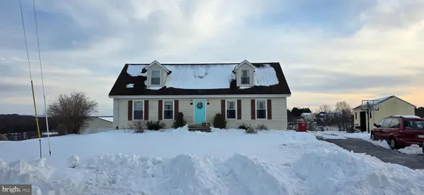 94 Tulip Ct, FALLING WATERS, WV 25419