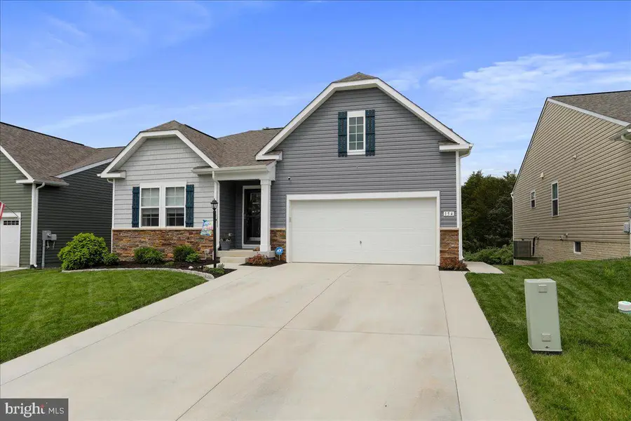 154 Stager Ave, Falling Waters, WV 25419 - Image #2