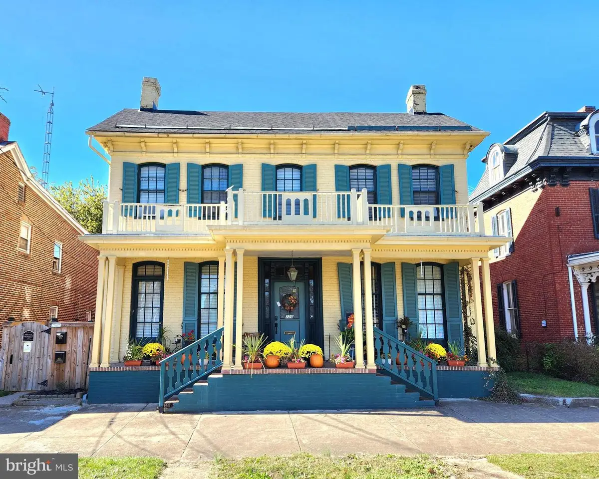 120 N Maple Ave, Martinsburg, WV 25401 - Image #1