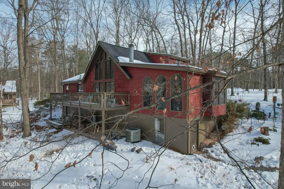 734 Walden Rd, Hedgesville, WV 25427 - #1