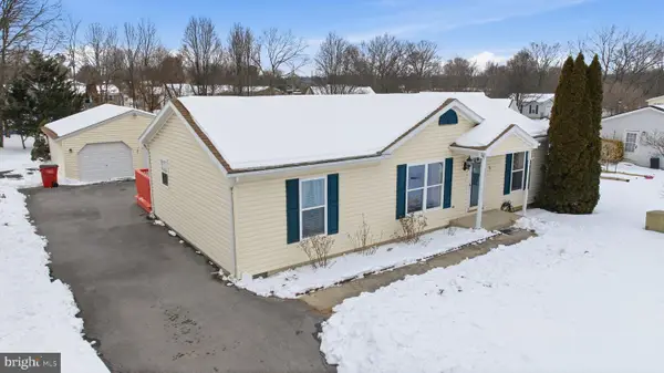 38 Acoustic Dr, MARTINSBURG, WV 25404