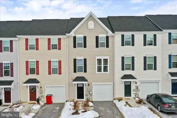 213 Montreal Way, FALLING WATERS, WV 25419