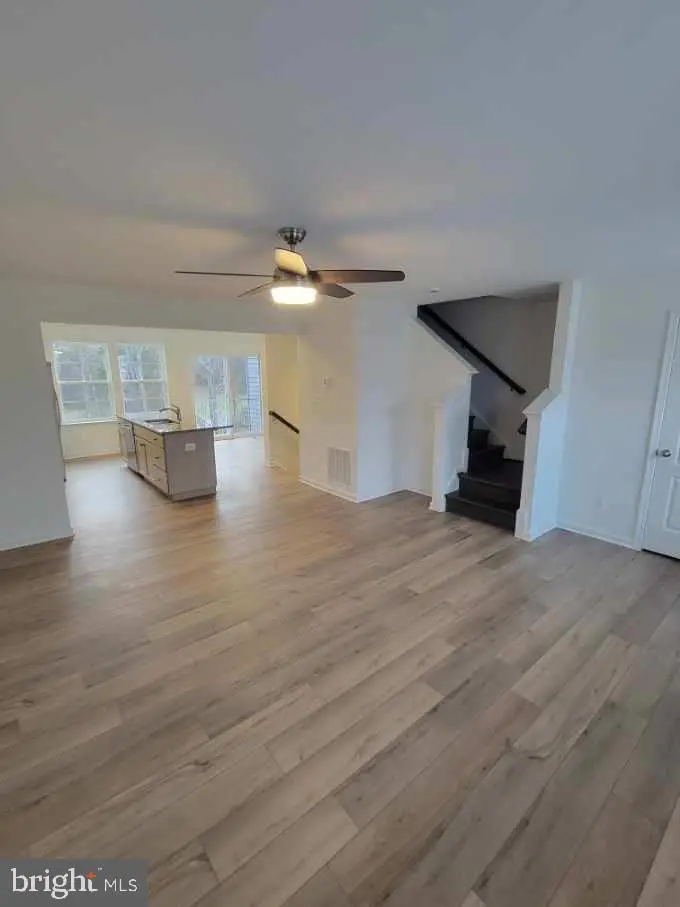 10 Colchester Ct, Bunker Hill, WV 25413 - #2