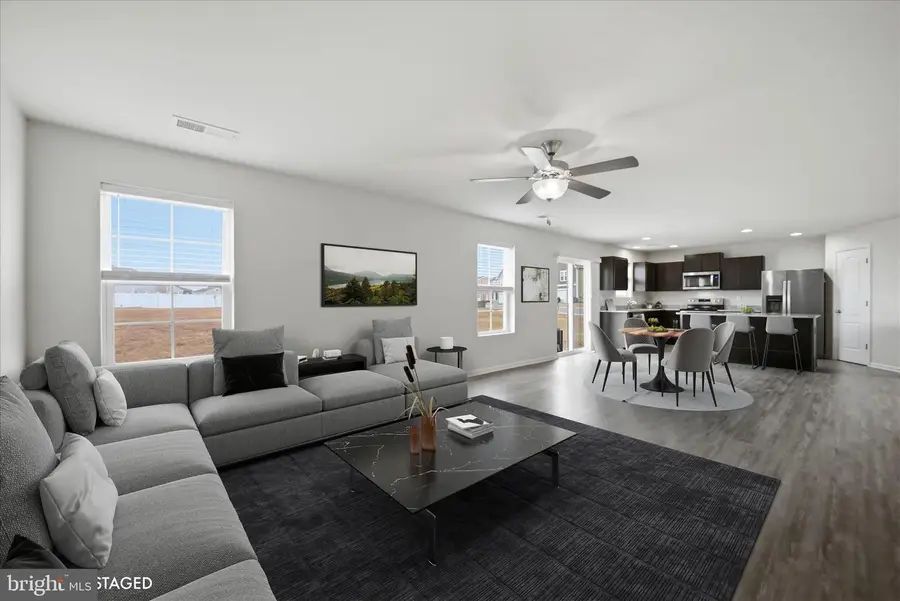 152 Eurasian Dr, Bunker Hill, WV 25413 - #2