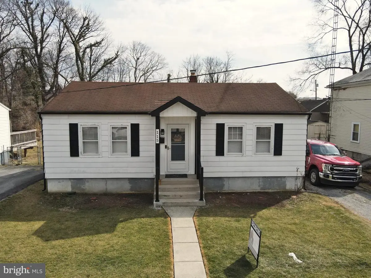 115 N Kentucky Ave, Martinsburg, WV 25401 - #1