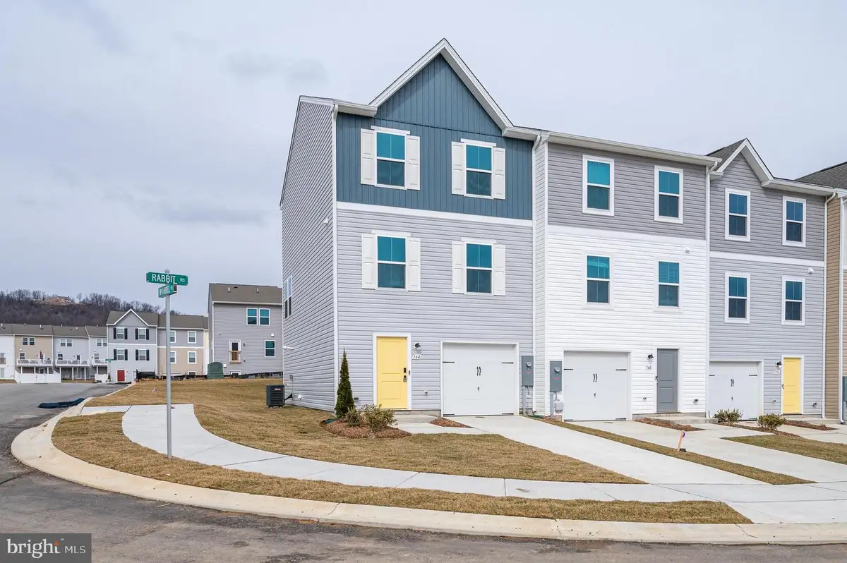 164 Rabbit Rd, Hedgesville, WV 25427 - #1