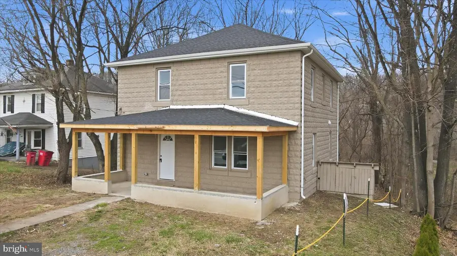 1035 Hammonds Mill Rd, Hedgesville, WV 25427 - #2