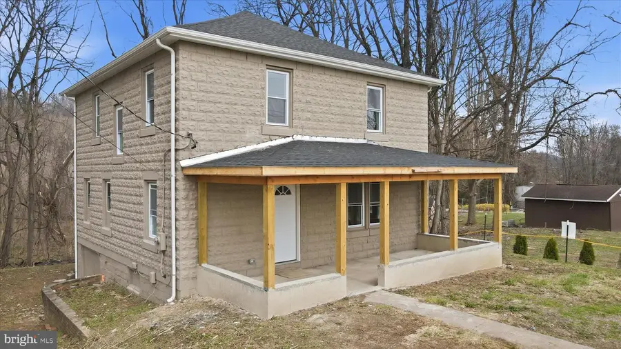 1035 Hammonds Mill Rd, Hedgesville, WV 25427 - #3