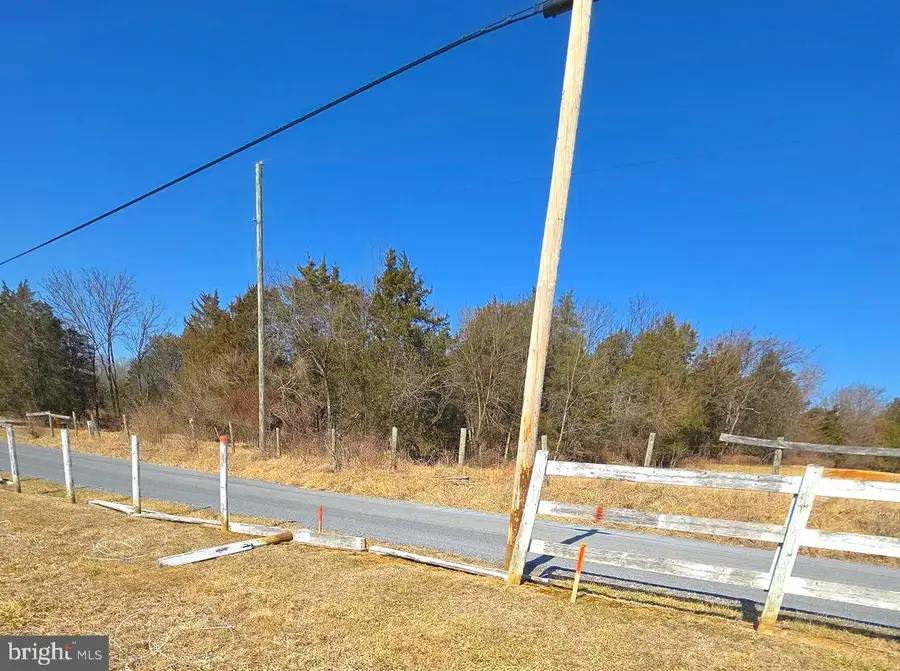 590 Carlyle Rd, Martinsburg, WV 25404 - #2