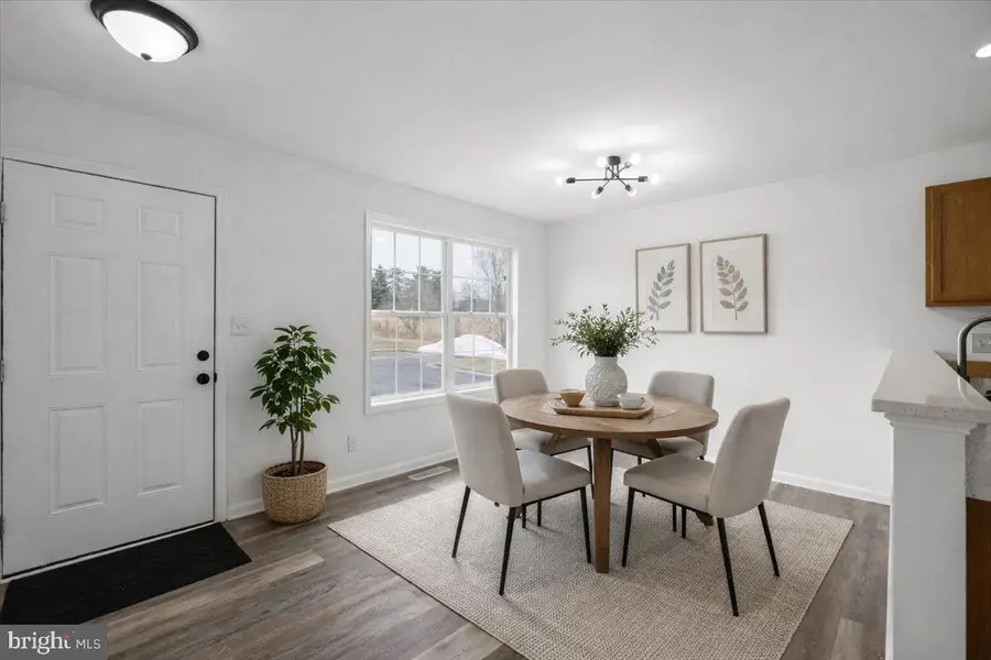 9 Currituck Ct, Bunker Hill, WV 25413 - #2